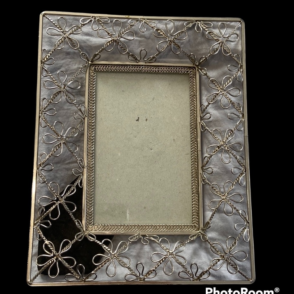 Wire Floral Picture Frame